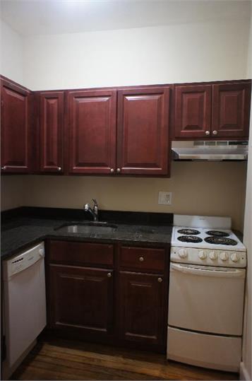 1091 Boylston St, Fenway