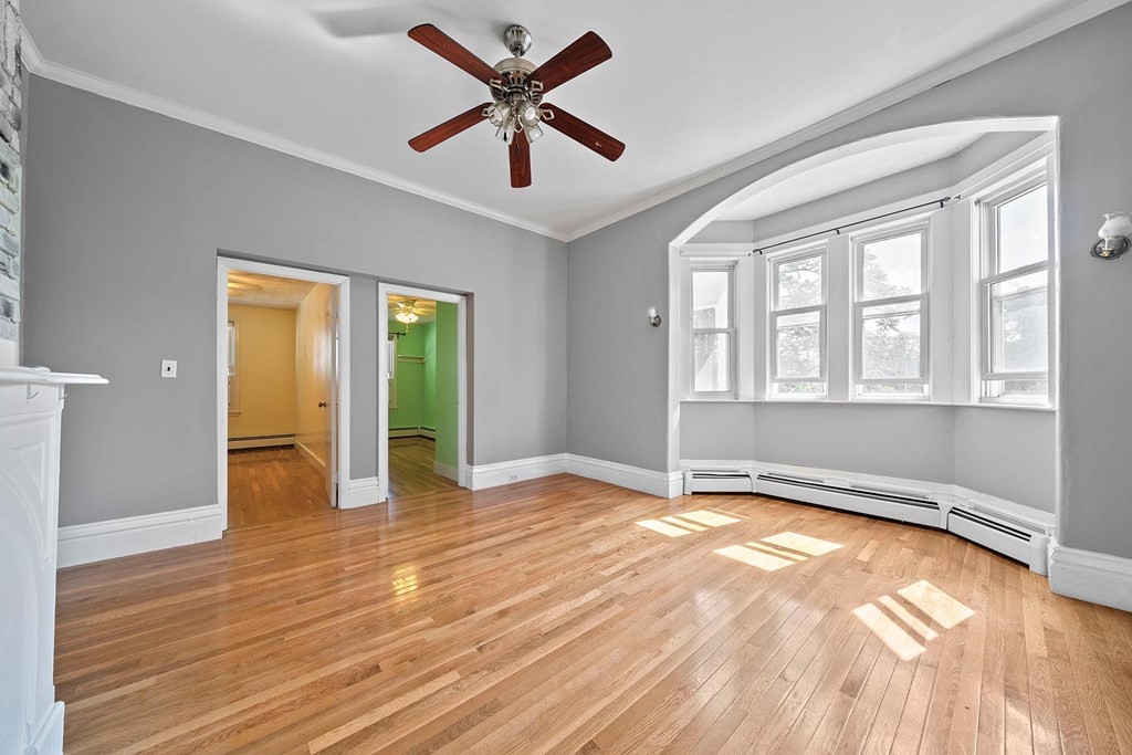 395 Lexington St, Newton