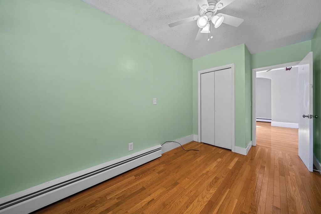 395 Lexington St, Newton