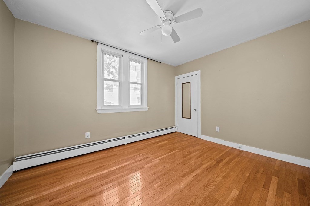 395 Lexington St, Newton