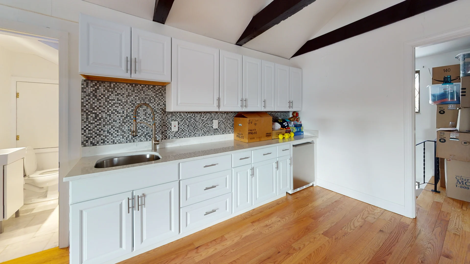 24 Broadlawn Park, Chestnut Hill (Newton)