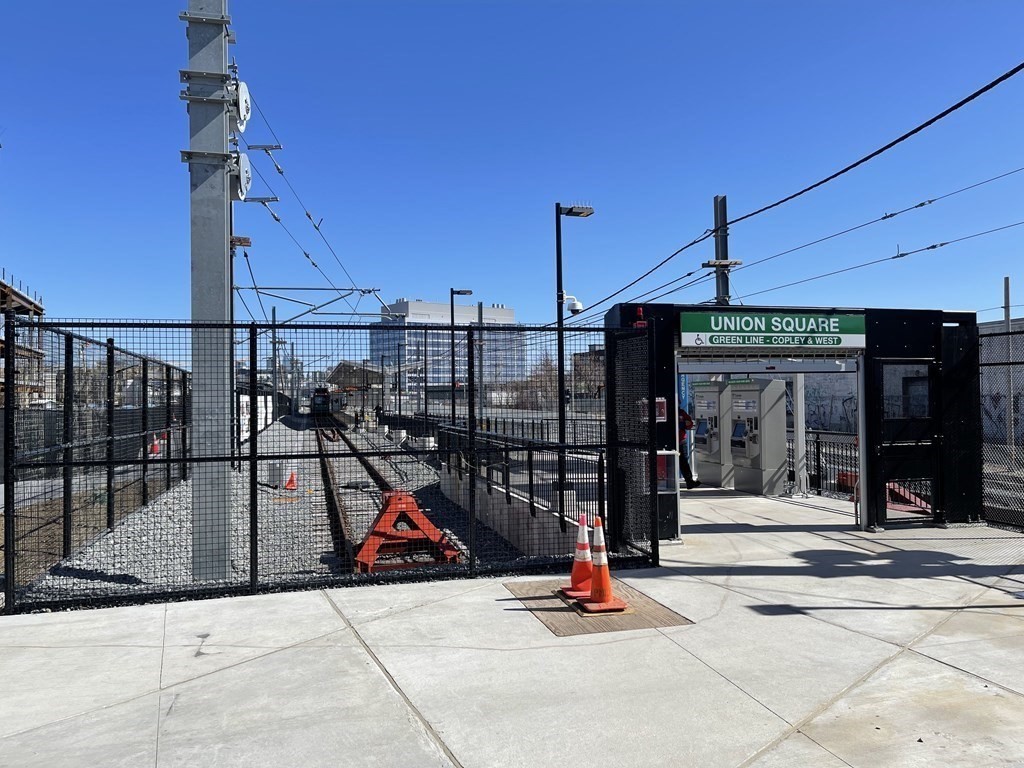 360 Washington St, Ward Two