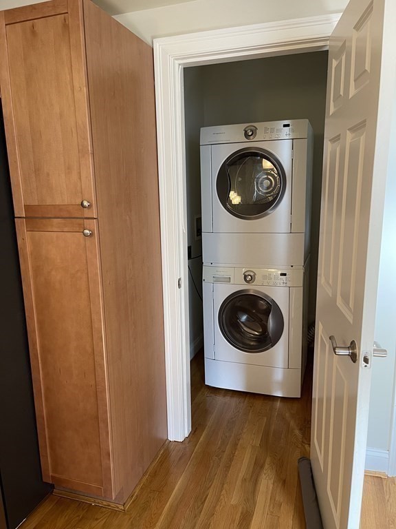 360 Washington St, Ward Two