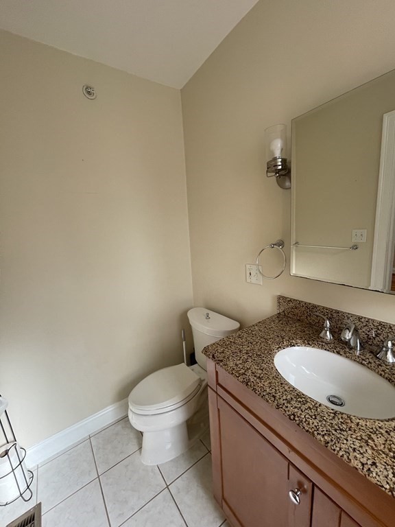 360 Washington St, Ward Two