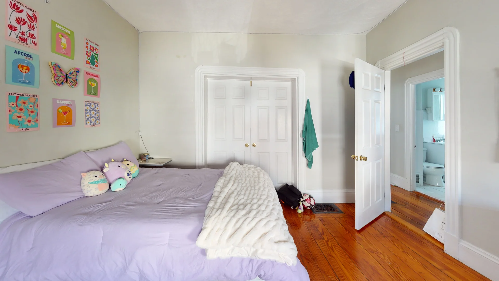 41 Charnwood Rd, Davis Square