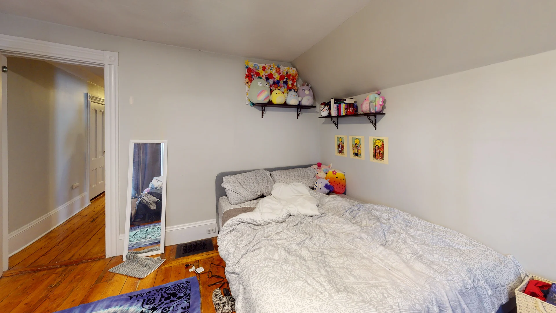 41 Charnwood Rd, Davis Square