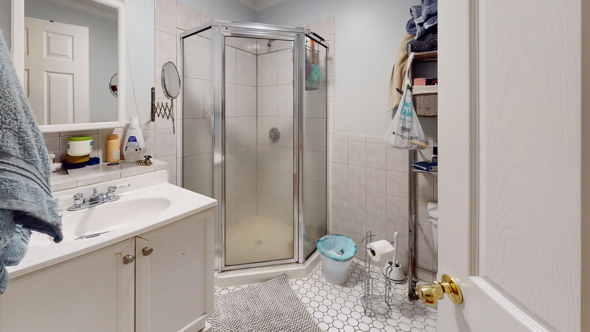 41 Charnwood Rd, Davis Square