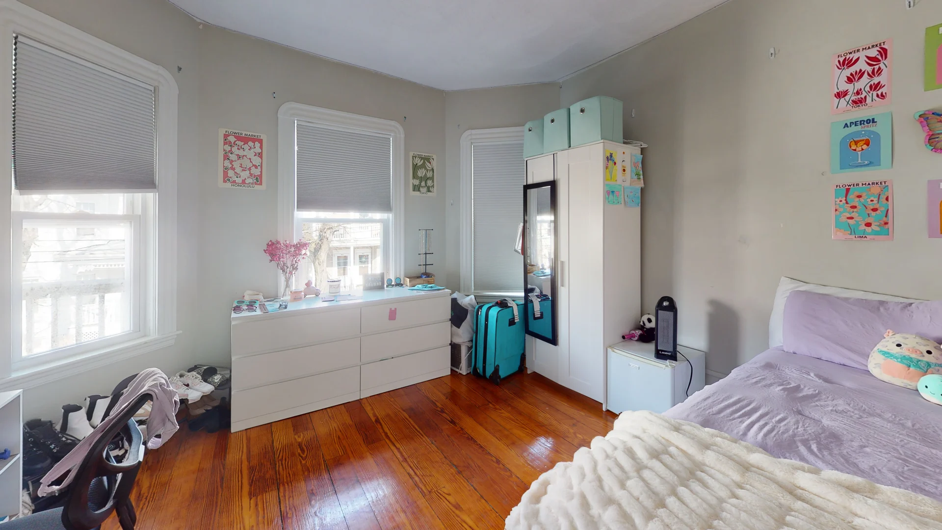 41 Charnwood Rd, Davis Square