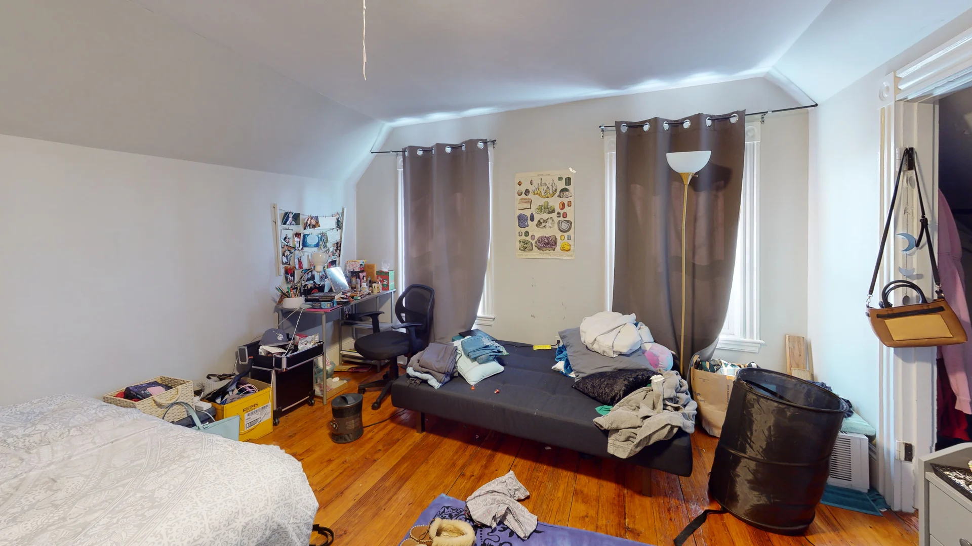 41 Charnwood Rd, Davis Square