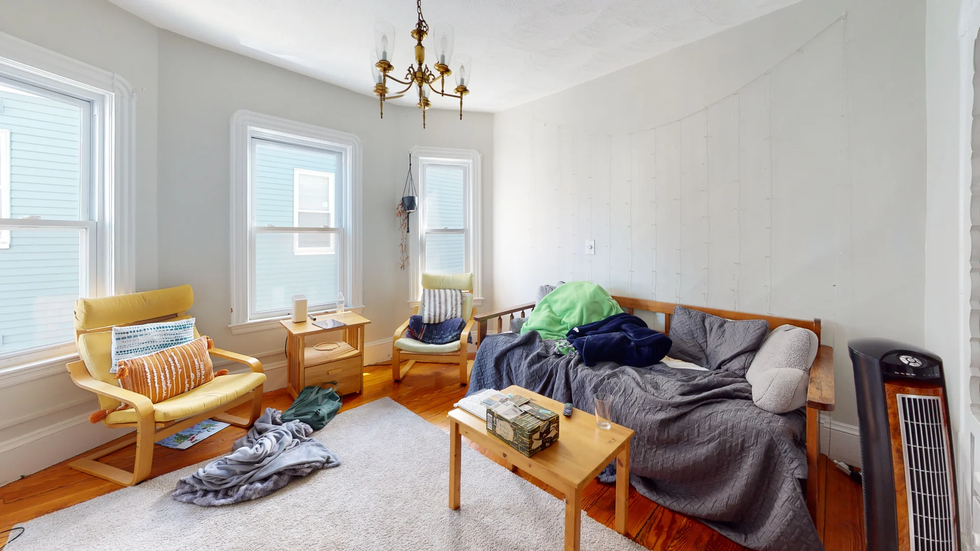 41 Charnwood Rd, Davis Square