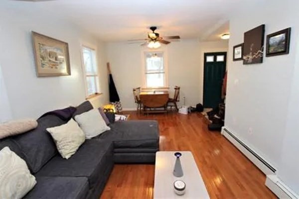 28 Cornwall St, Jamaica Plain