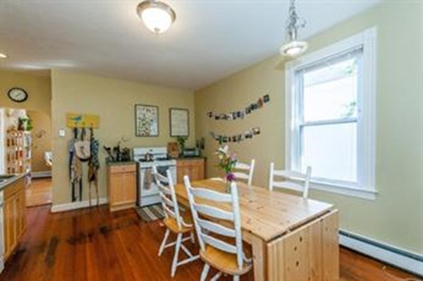 18 Ashley St, Jamaica Plain