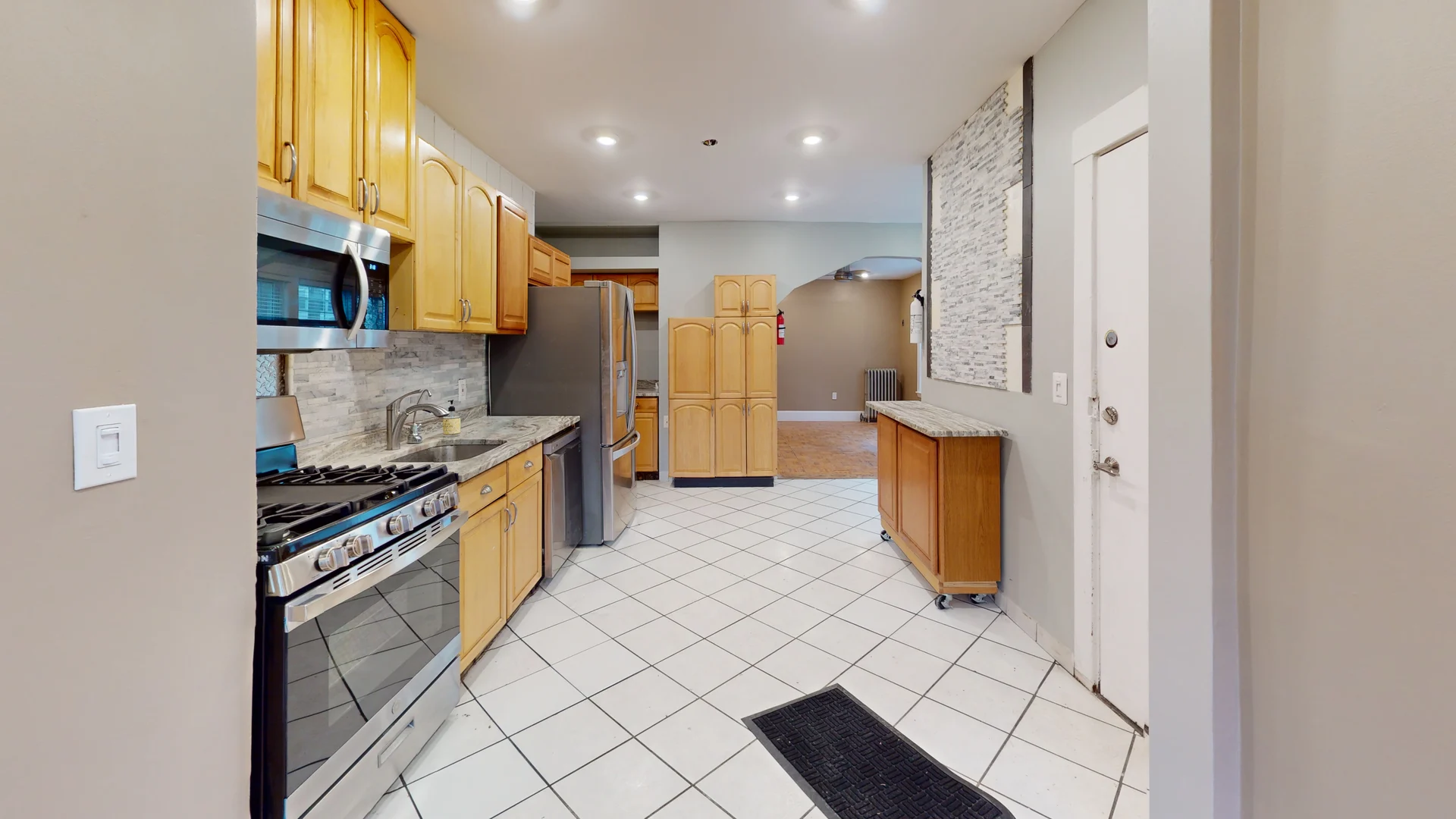 17-19 Moraine St, Jamaica Plain