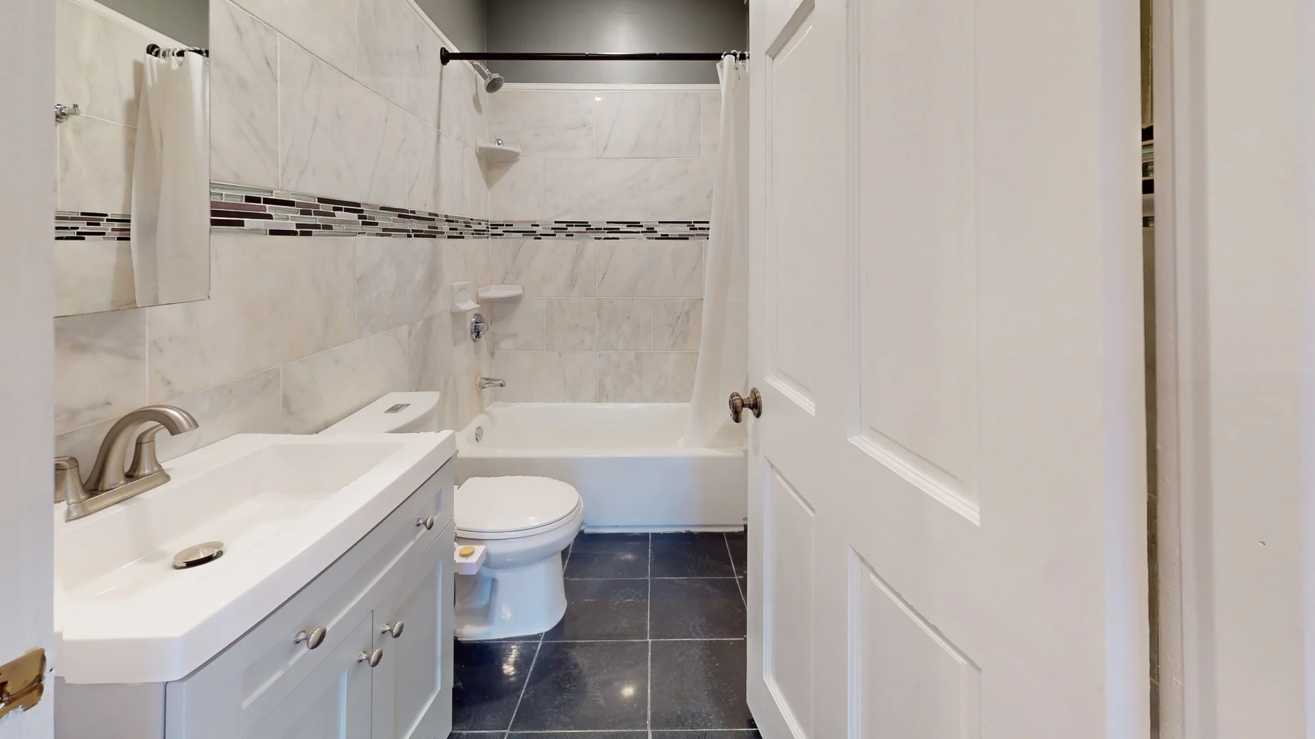 17-19 Moraine St, Jamaica Plain