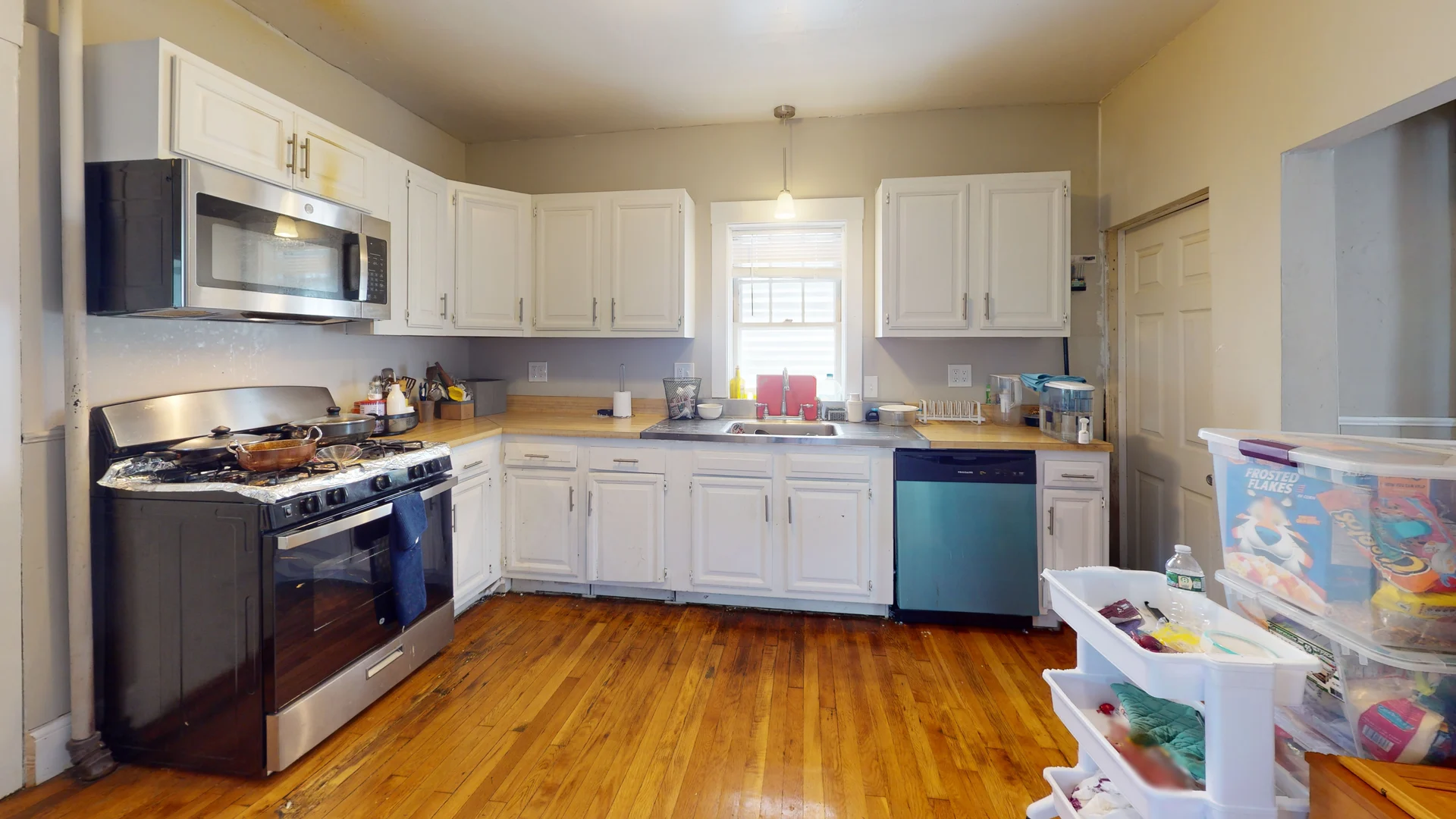 Photos of apartment on Winship St.,Boston MA 02135