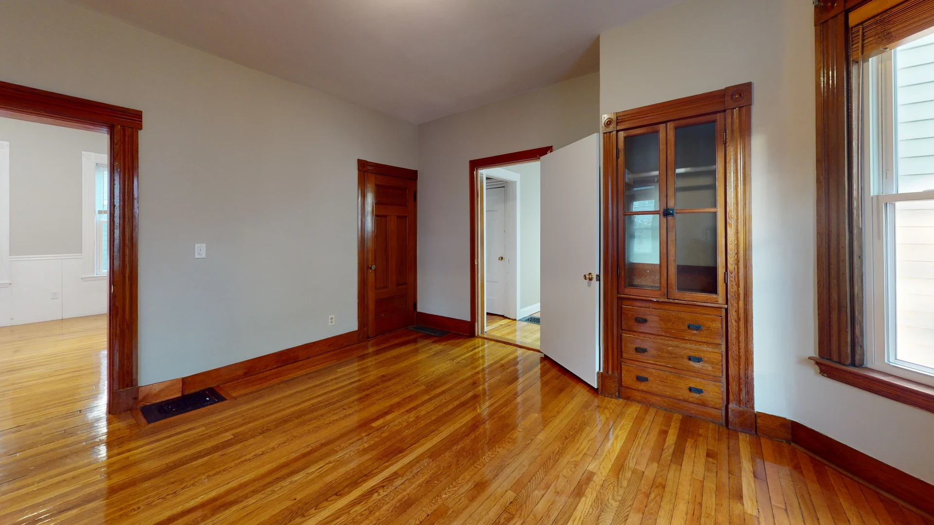 71 Chandler St, Tufts