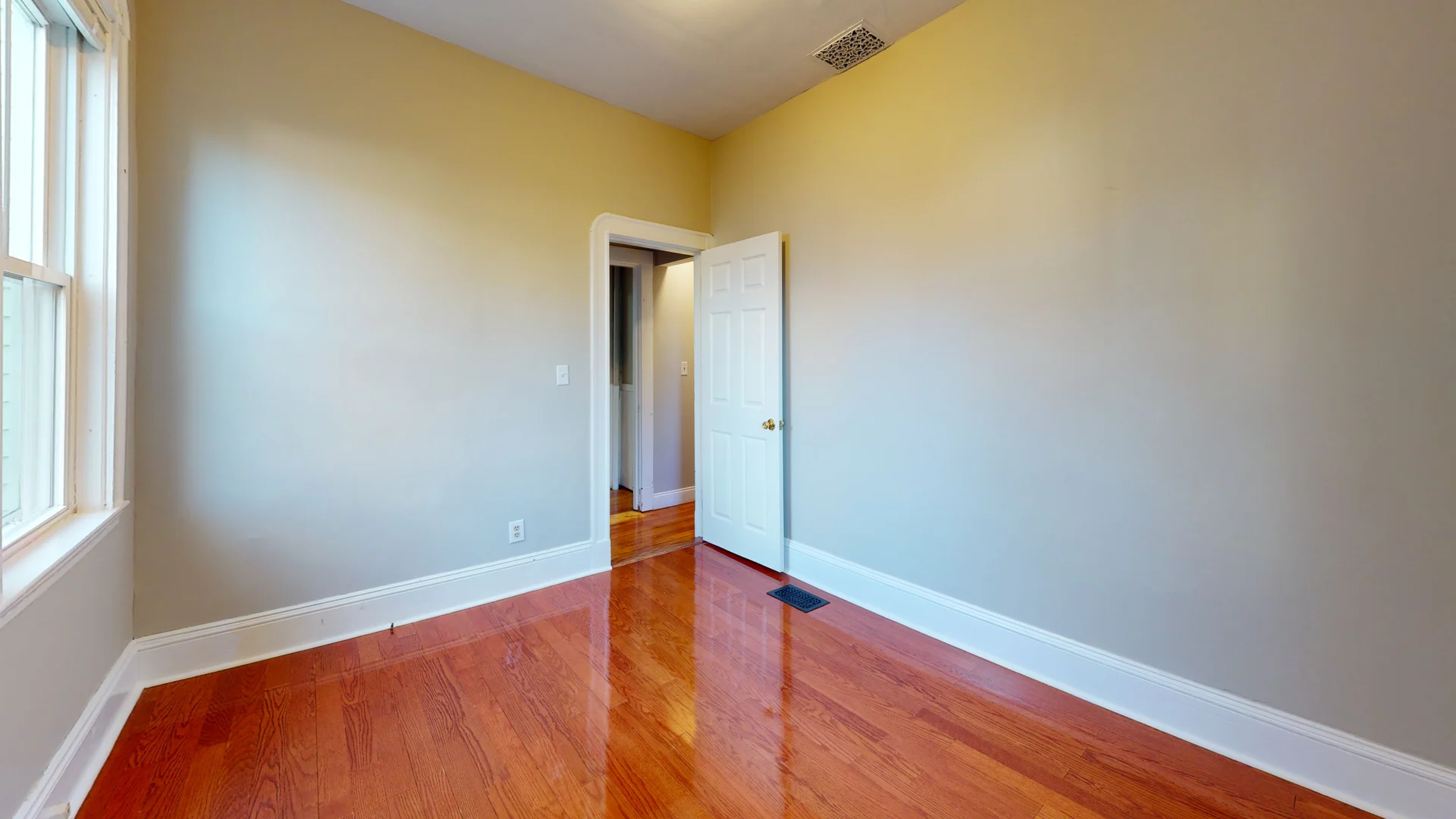 71 Chandler St, Tufts