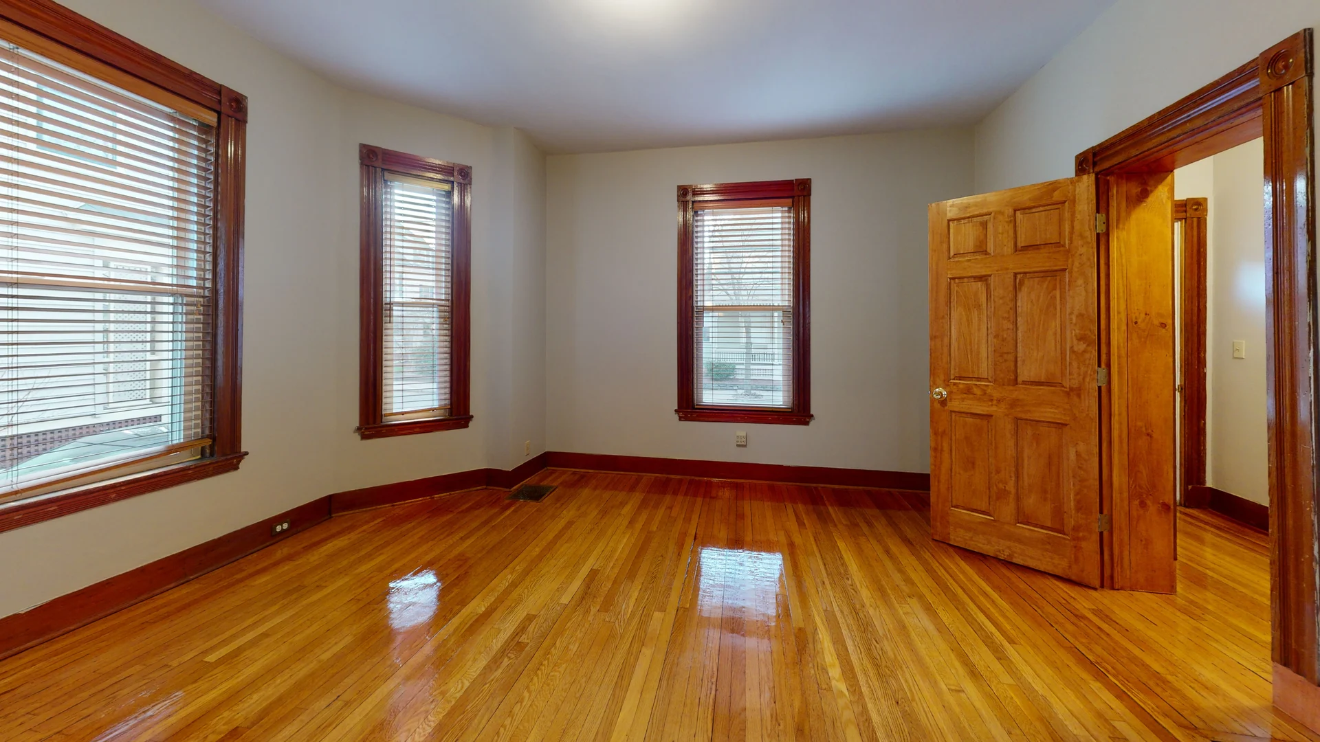 71 Chandler St, Tufts