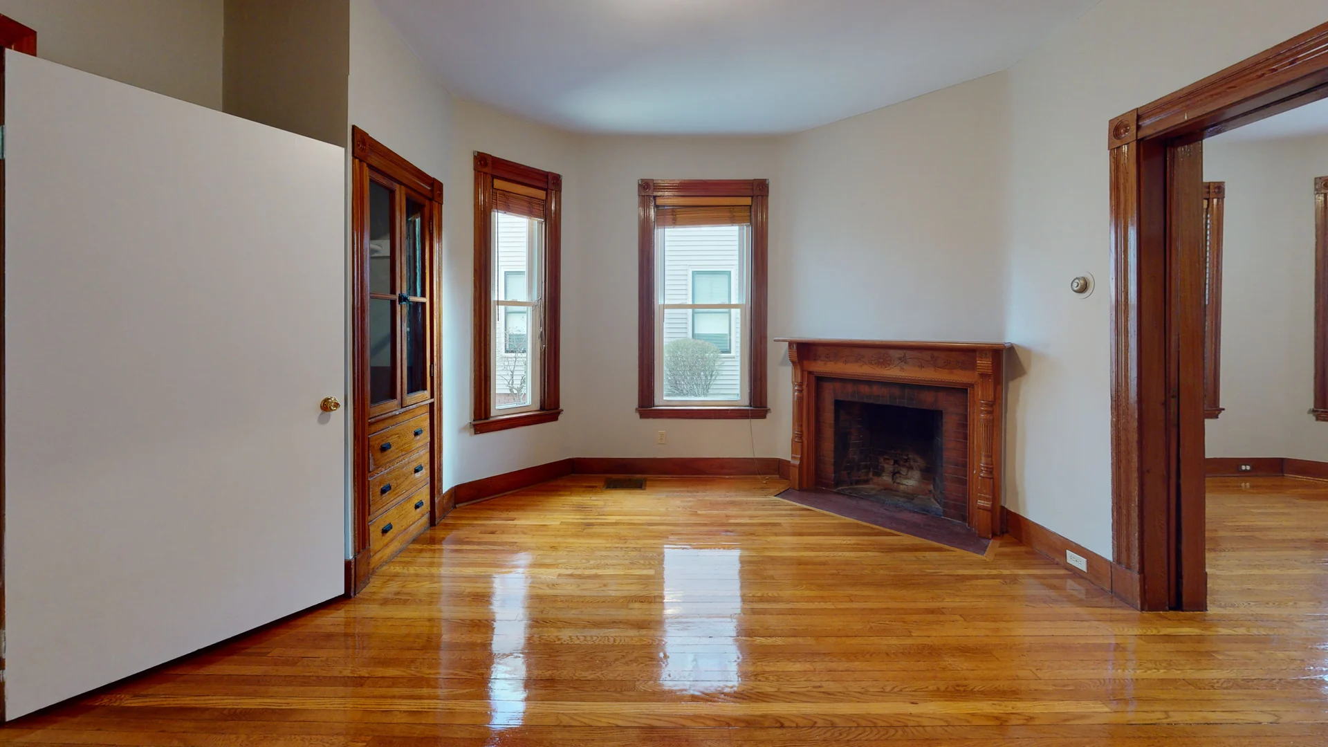 71 Chandler St, Tufts