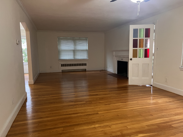 115 Withington Rd, Newtonville