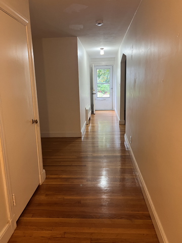 115 Withington Rd, Newtonville