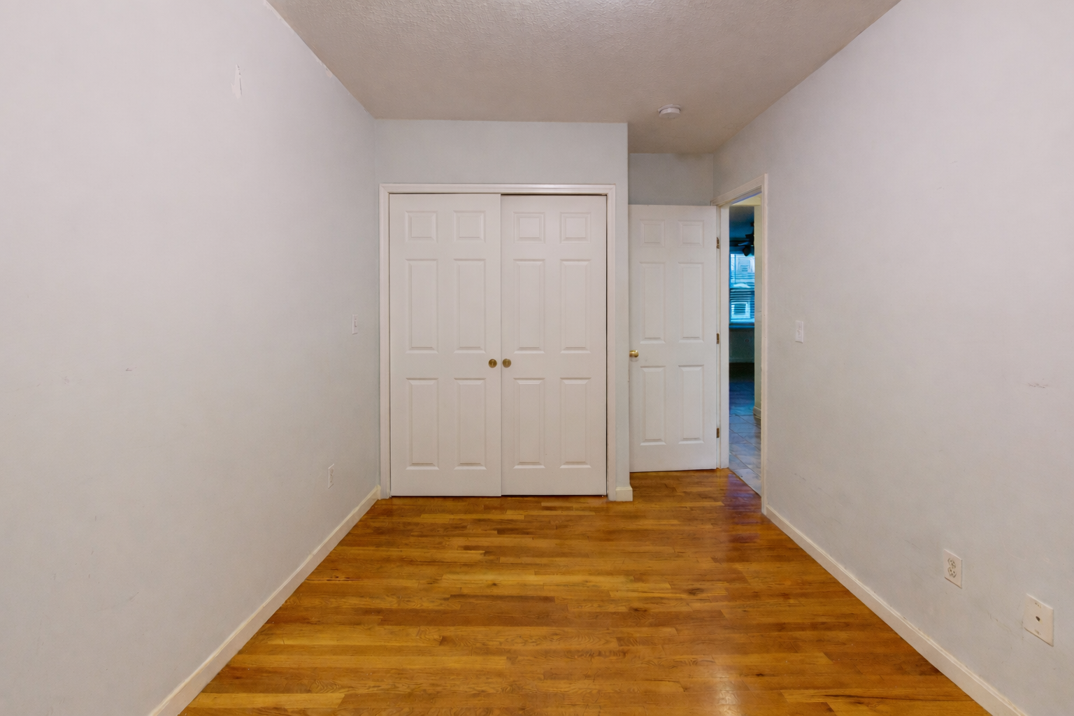 Photos of apartment on Paris St.,Boston MA 02128