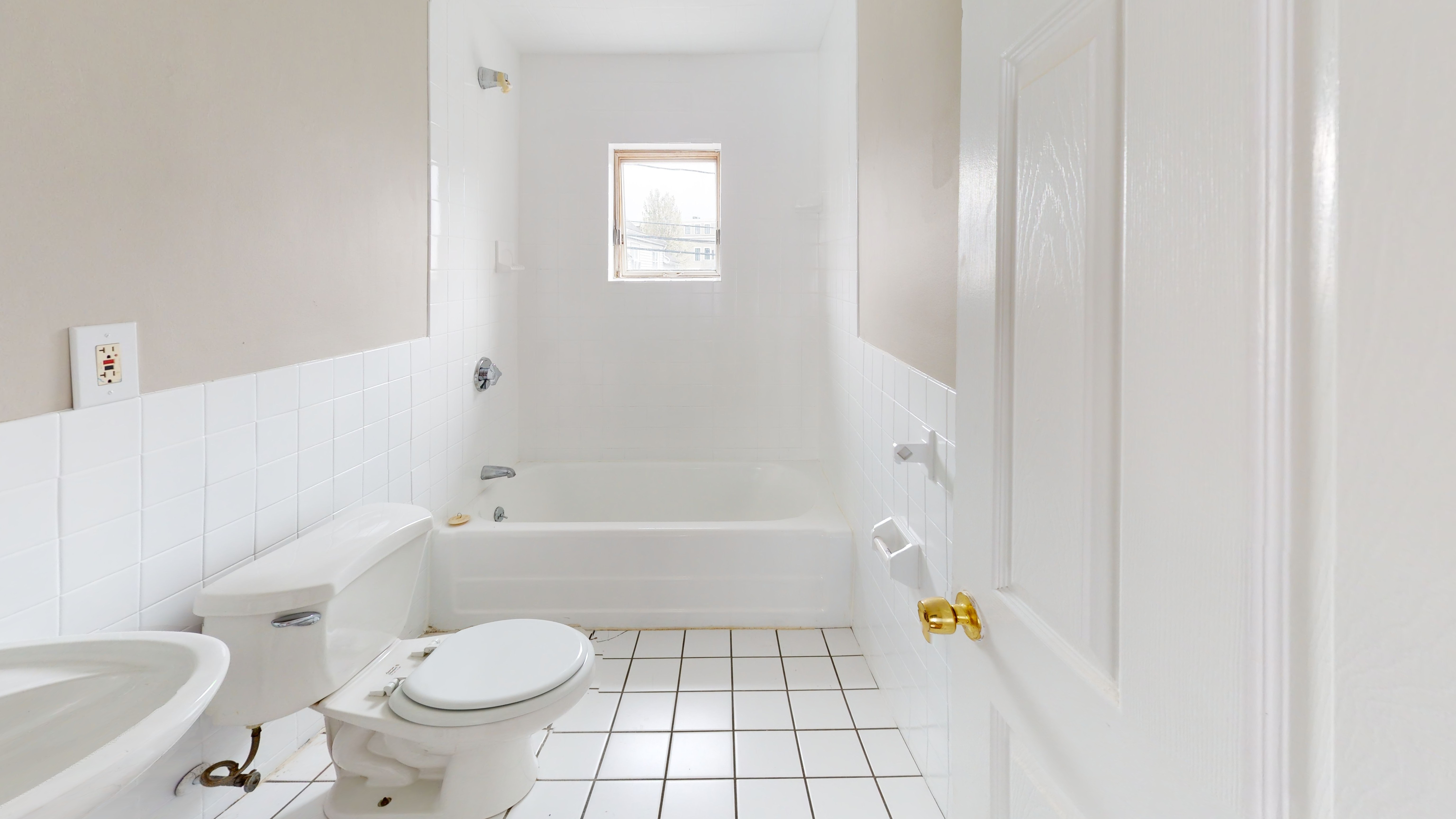 Photos of apartment on Kelley Ct.,Boston MA 02135