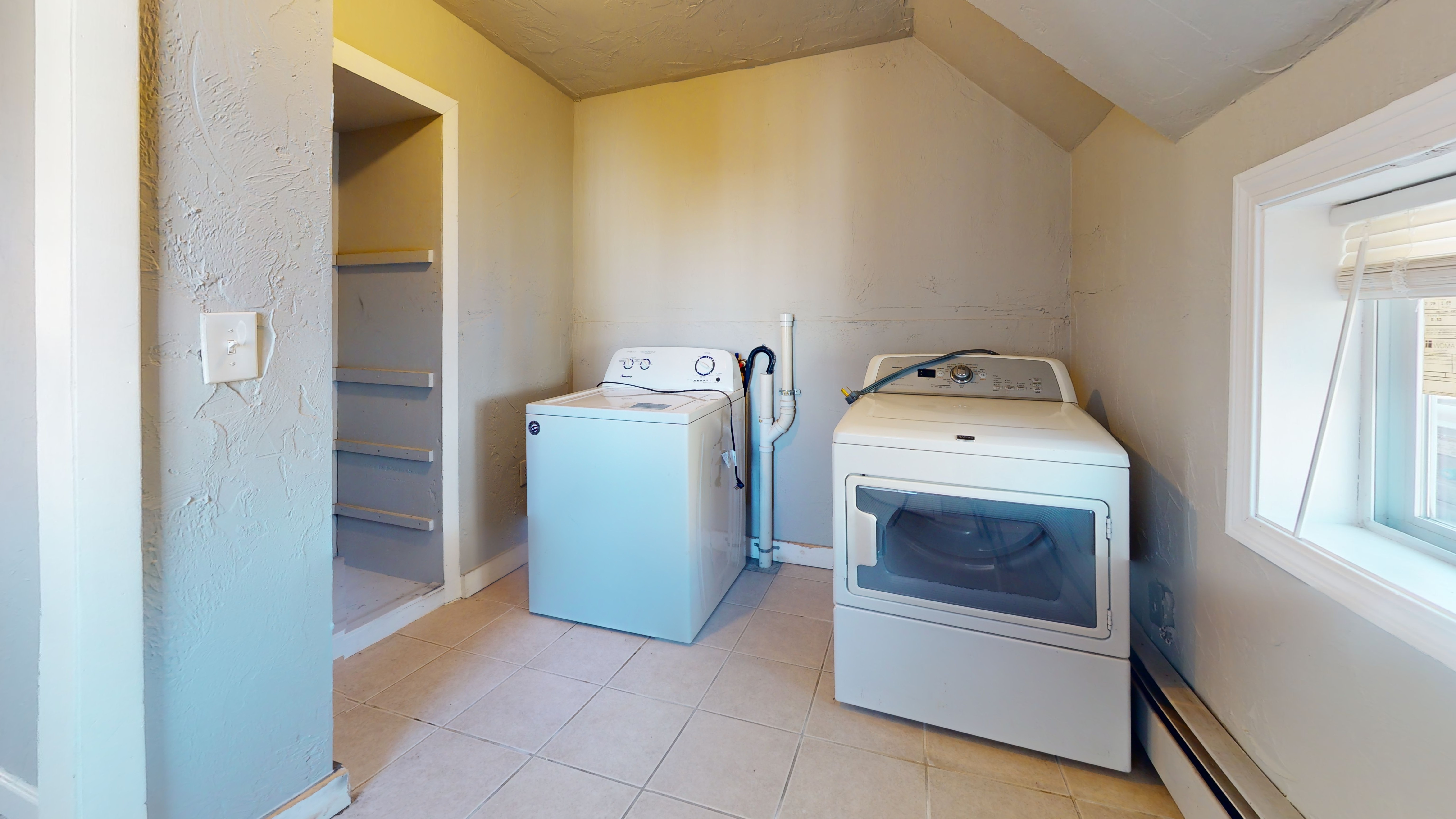 Photos of apartment on Plymouth St.,Everett MA 