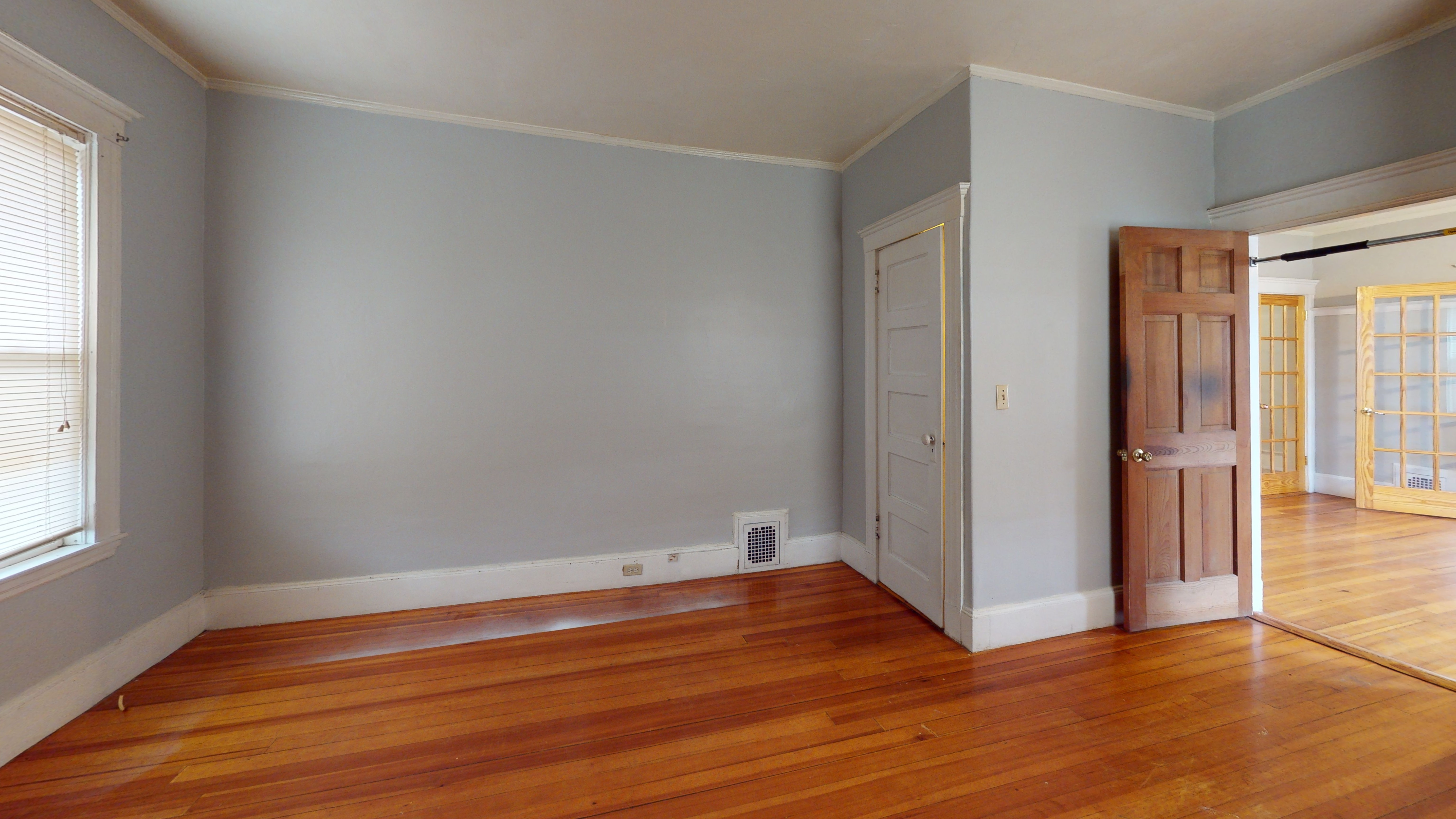 Photos of apartment on Olmstead St.,Boston MA 02130