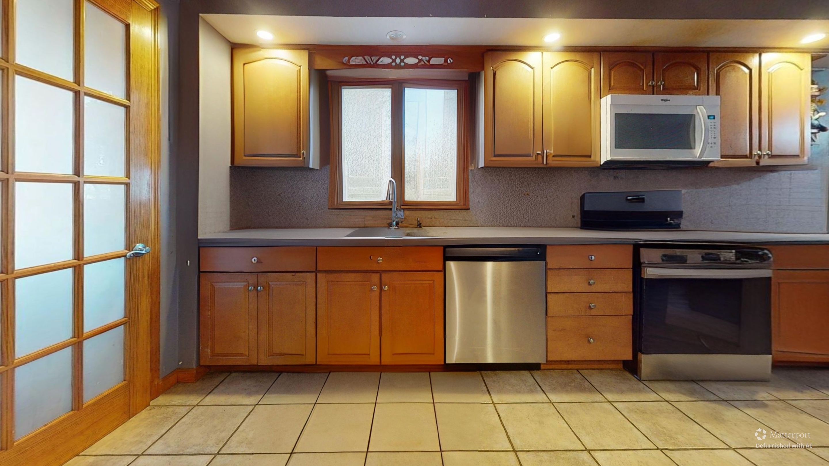 Photos of apartment on Main St.,Malden MA 02148