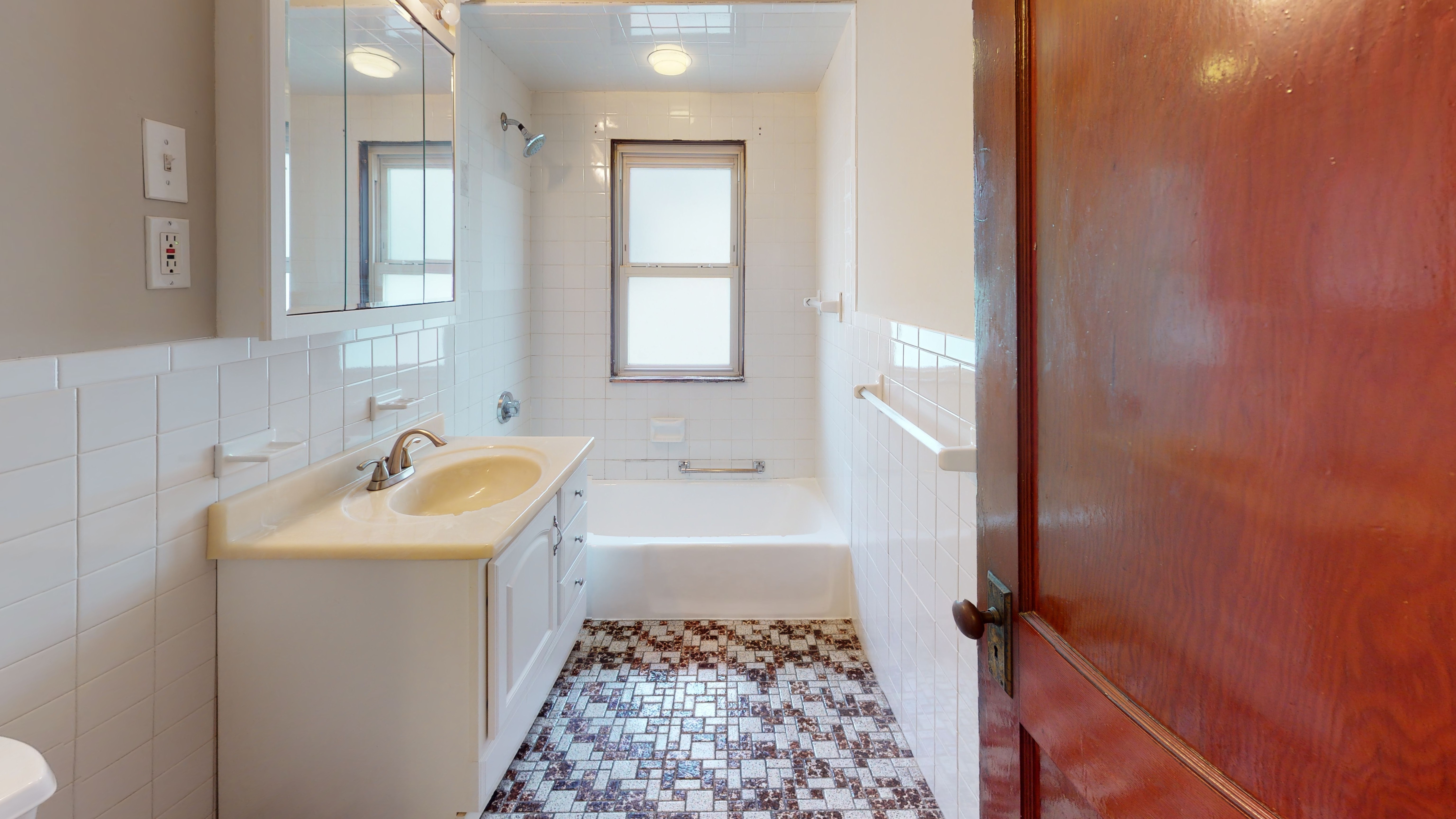 Photo 17 of 72-74 Harlow St. Unit 74