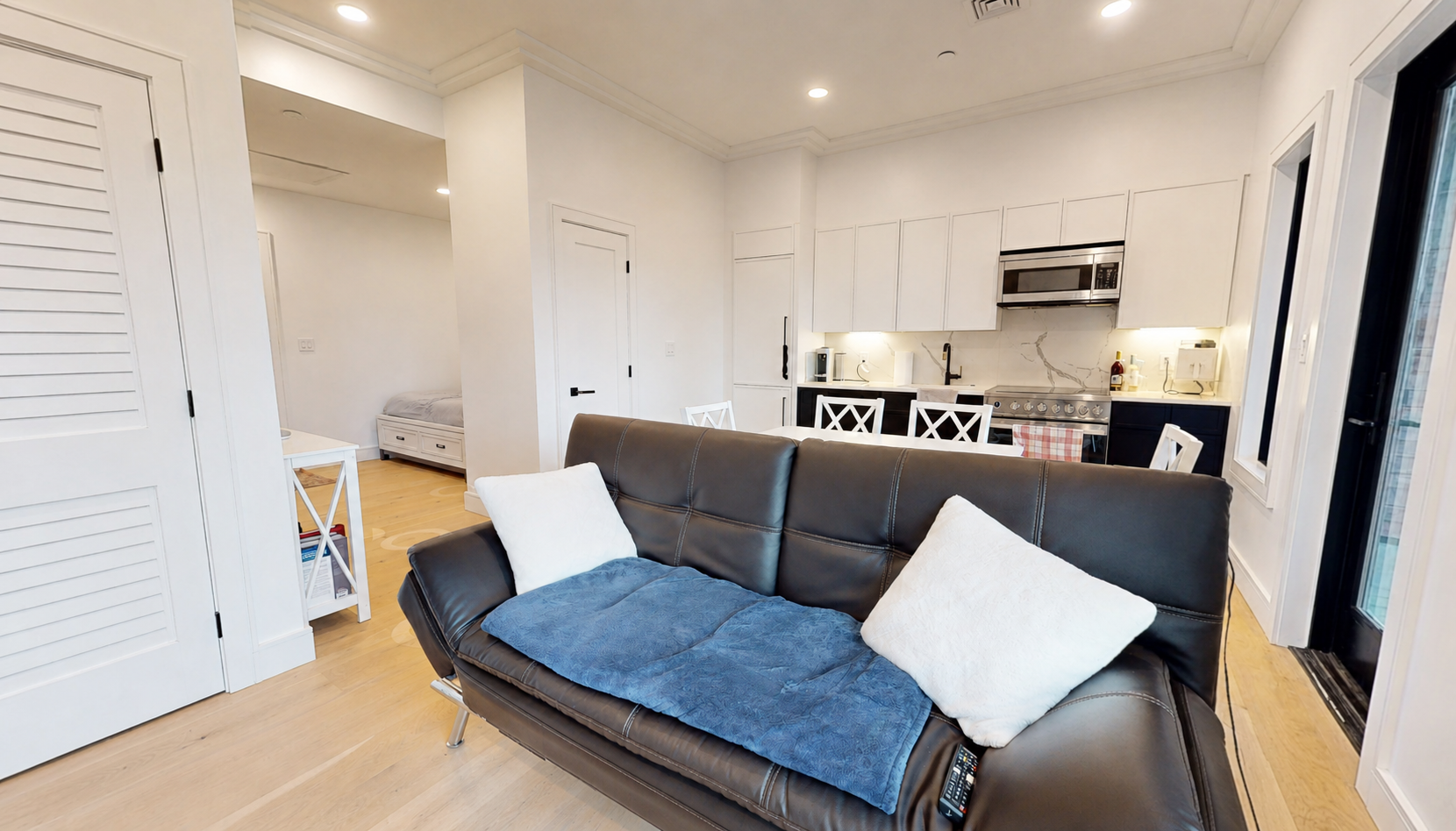 Photos of apartment on Commonwealth Ave.,Boston MA 02135