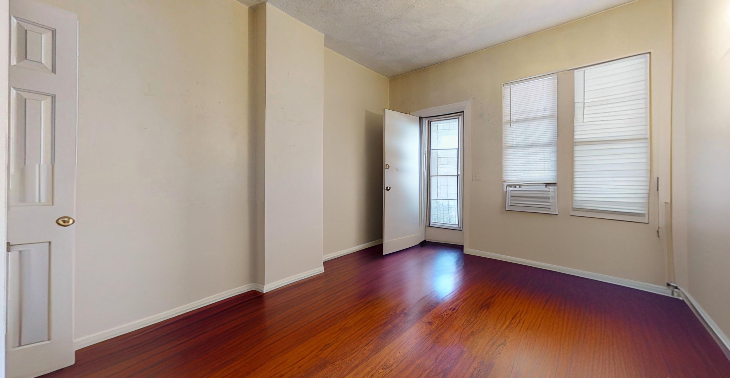 18 South Huntington Ave. — Jamaica Plain