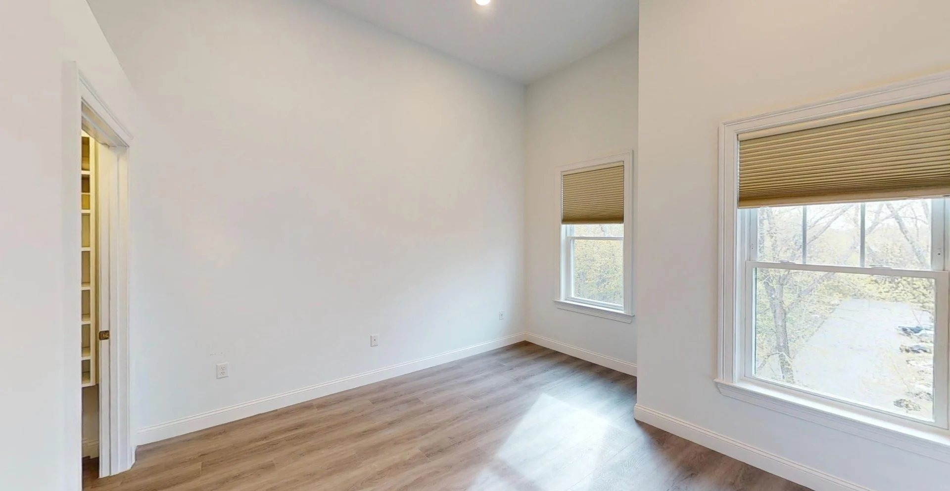 Photos of apartment on Middlesex Ave.,Medford MA 02155