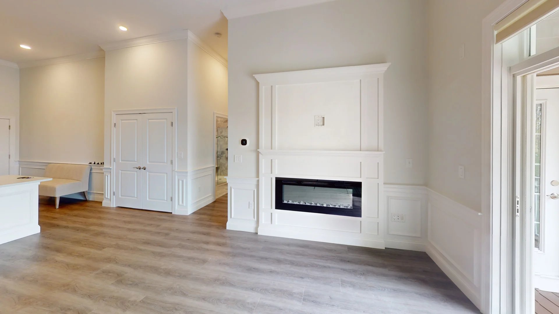 Photos of apartment on Middlesex Ave.,Medford MA 02155