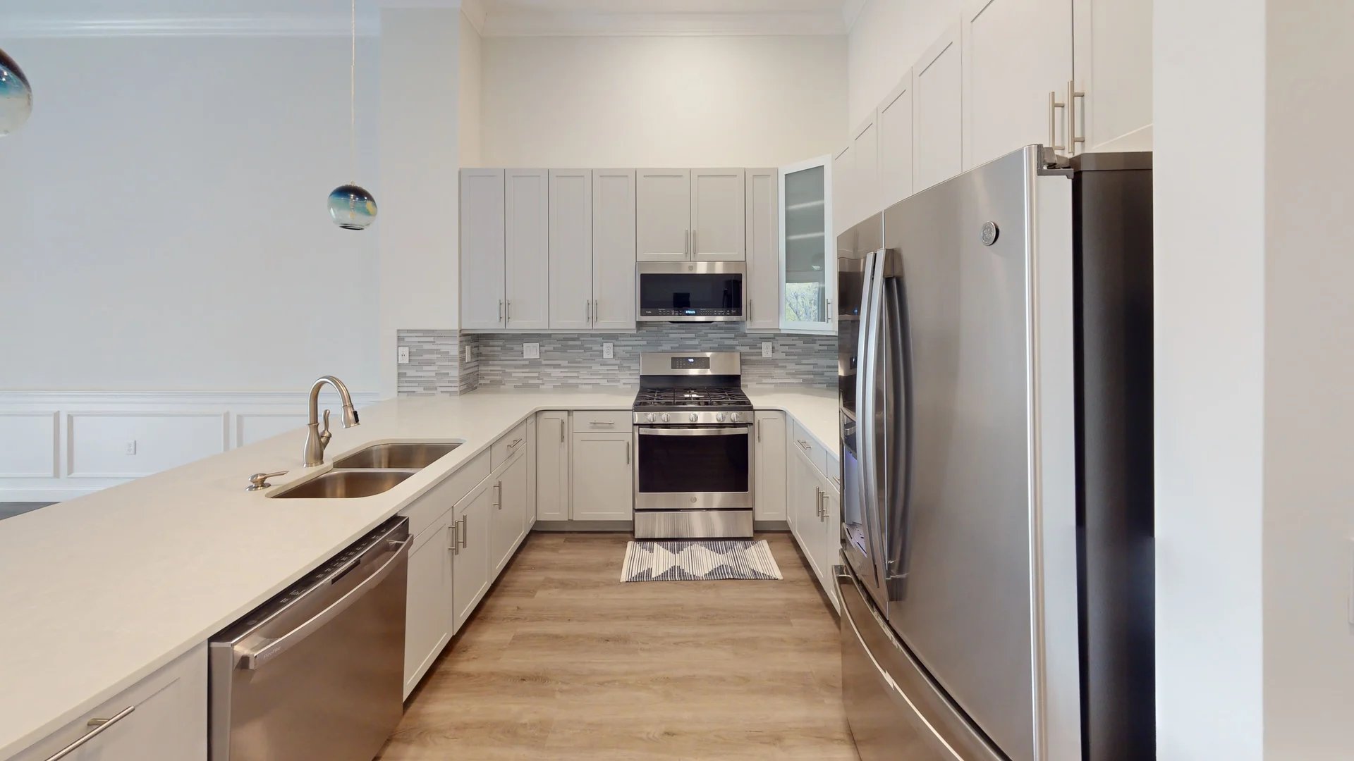 Photos of apartment on Middlesex Ave.,Medford MA 02155