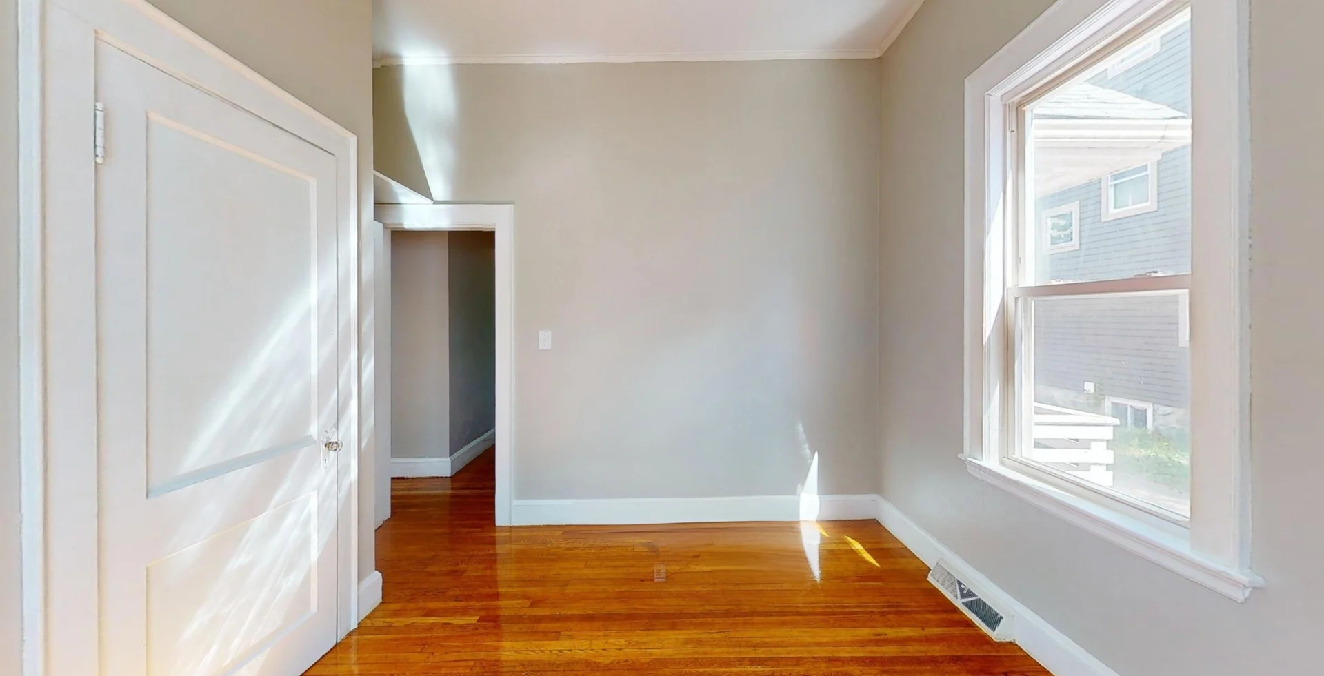 20-22 Holmes St.