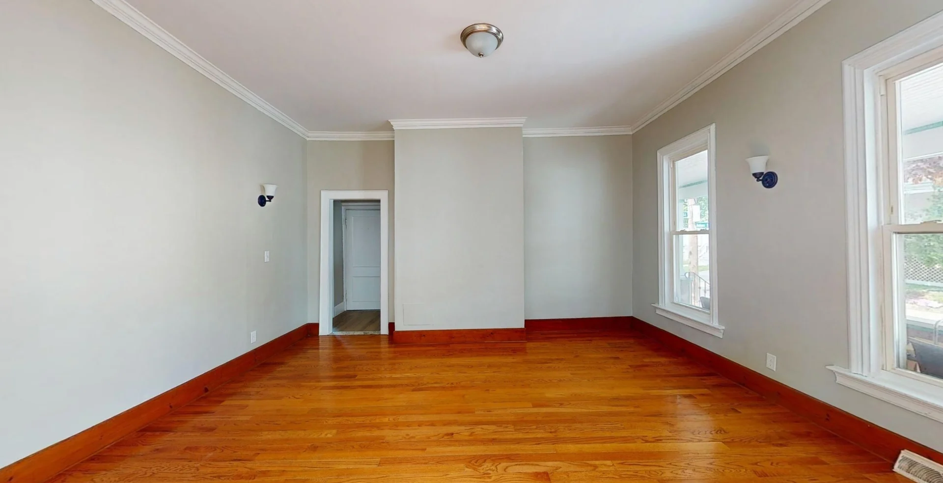 20-22 Holmes St.