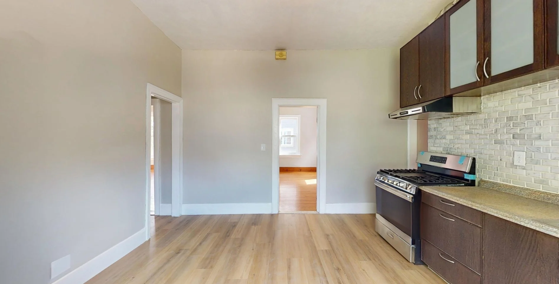 20-22 Holmes St.
