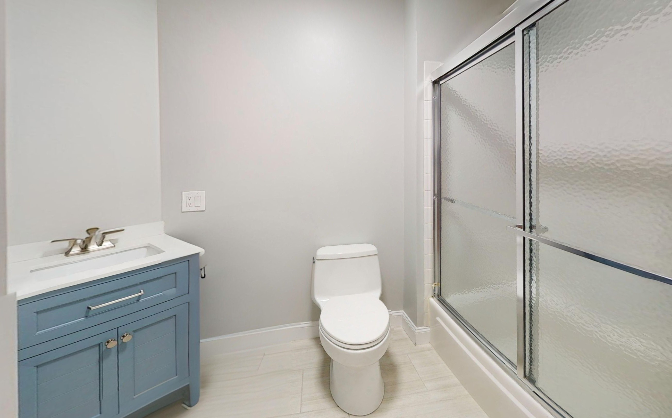 8 Knollwood Ct.