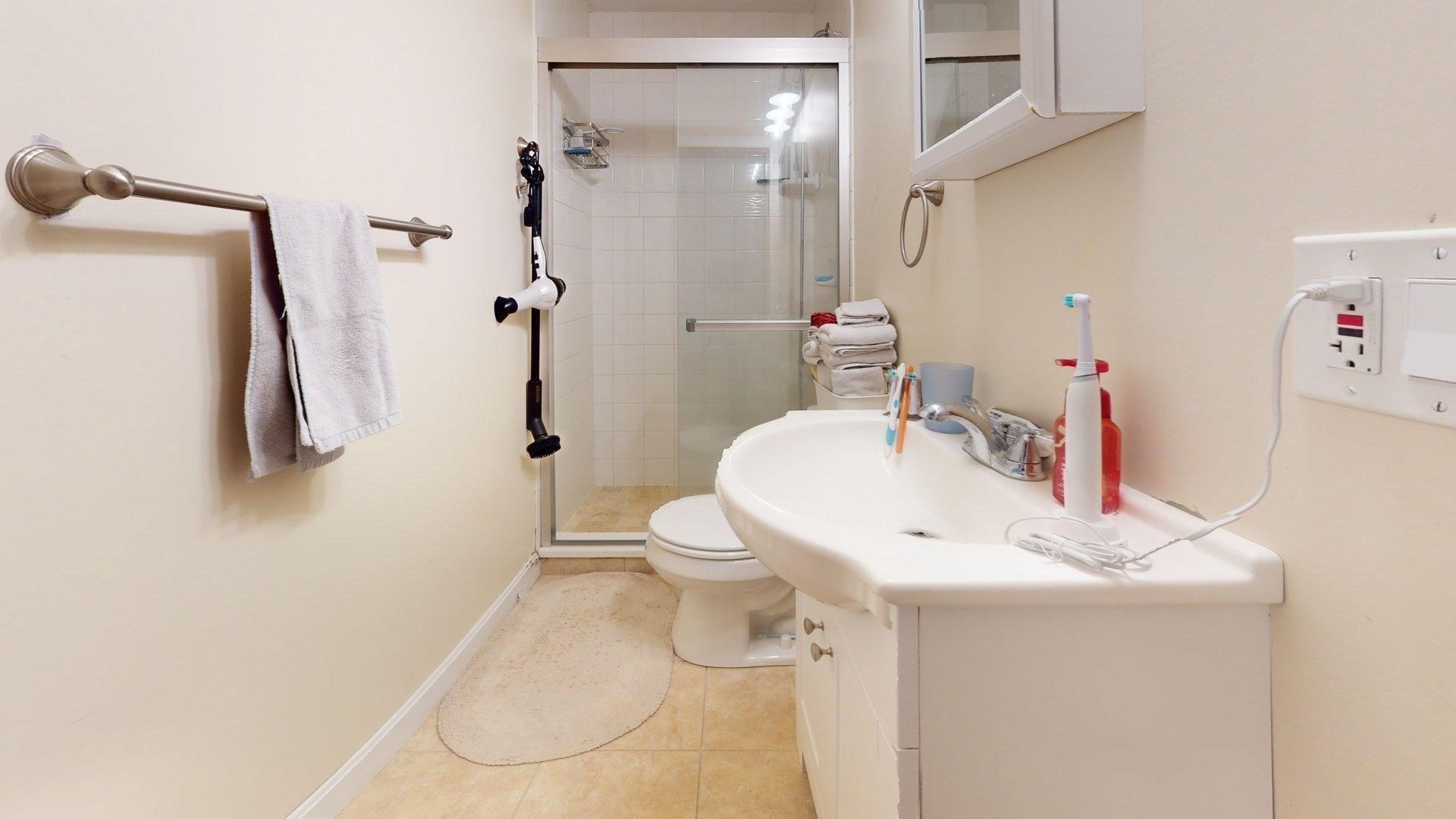 Photos of apartment on Boylston,Newton MA 02464
