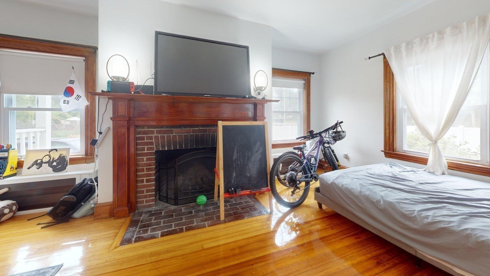 Photos of apartment on Boylston,Newton MA 02464