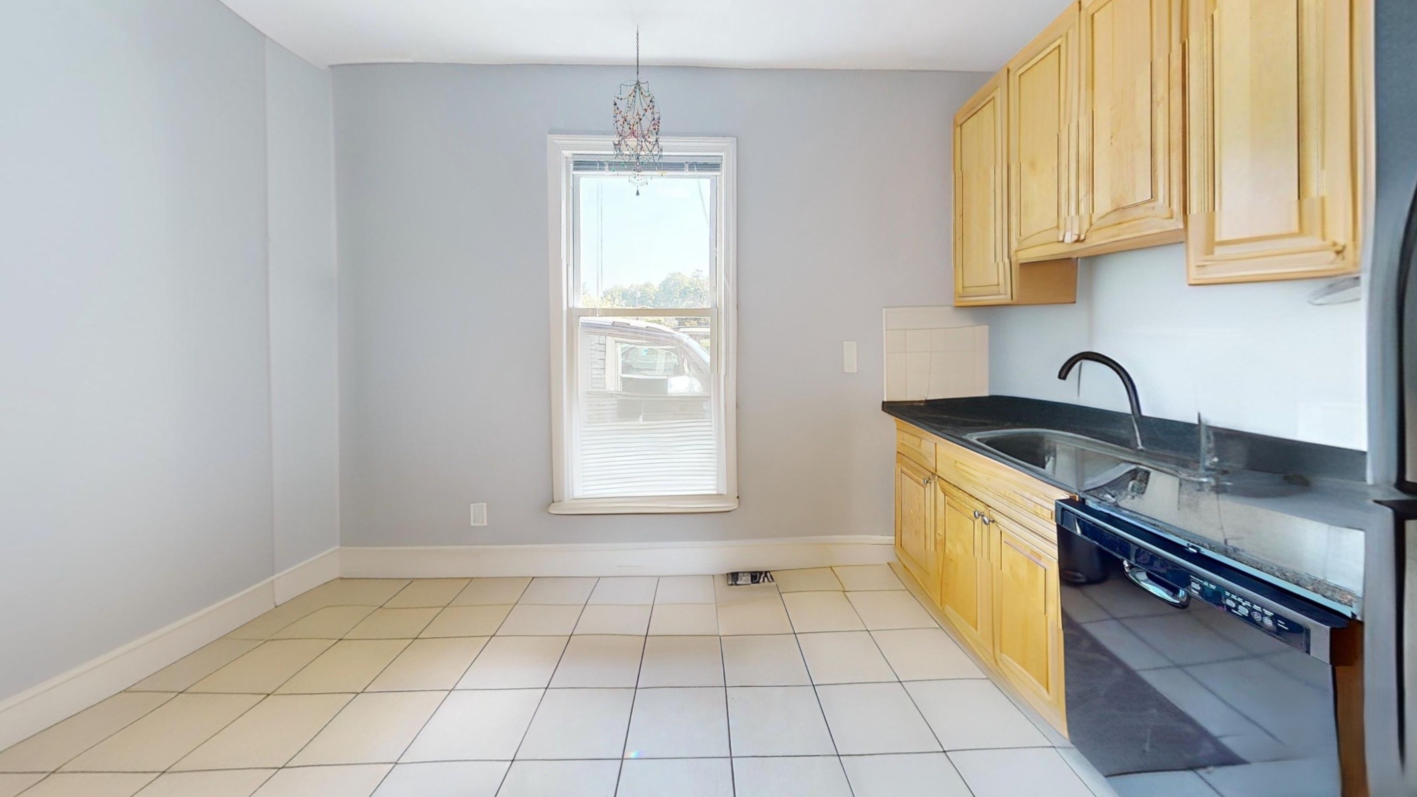 Photos of apartment on Elliot St.,Newton MA 02464