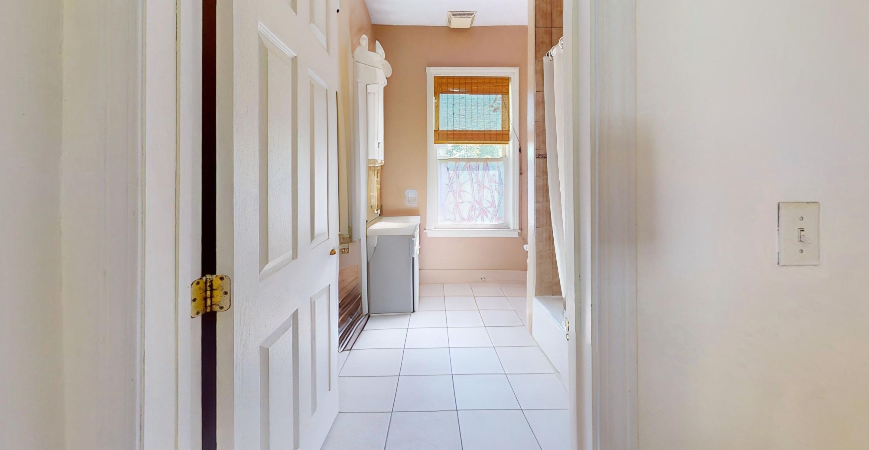 Photos of apartment on Elliot St.,Newton MA 02464