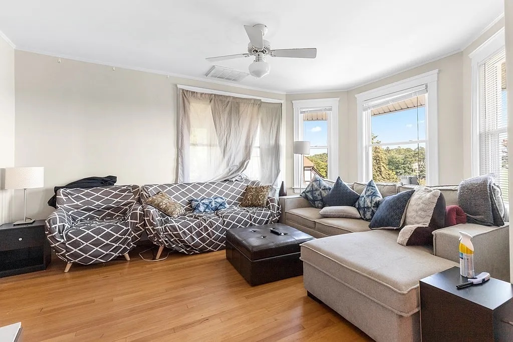 Photos of apartment on Murray Hill Rd.,Malden MA 02148