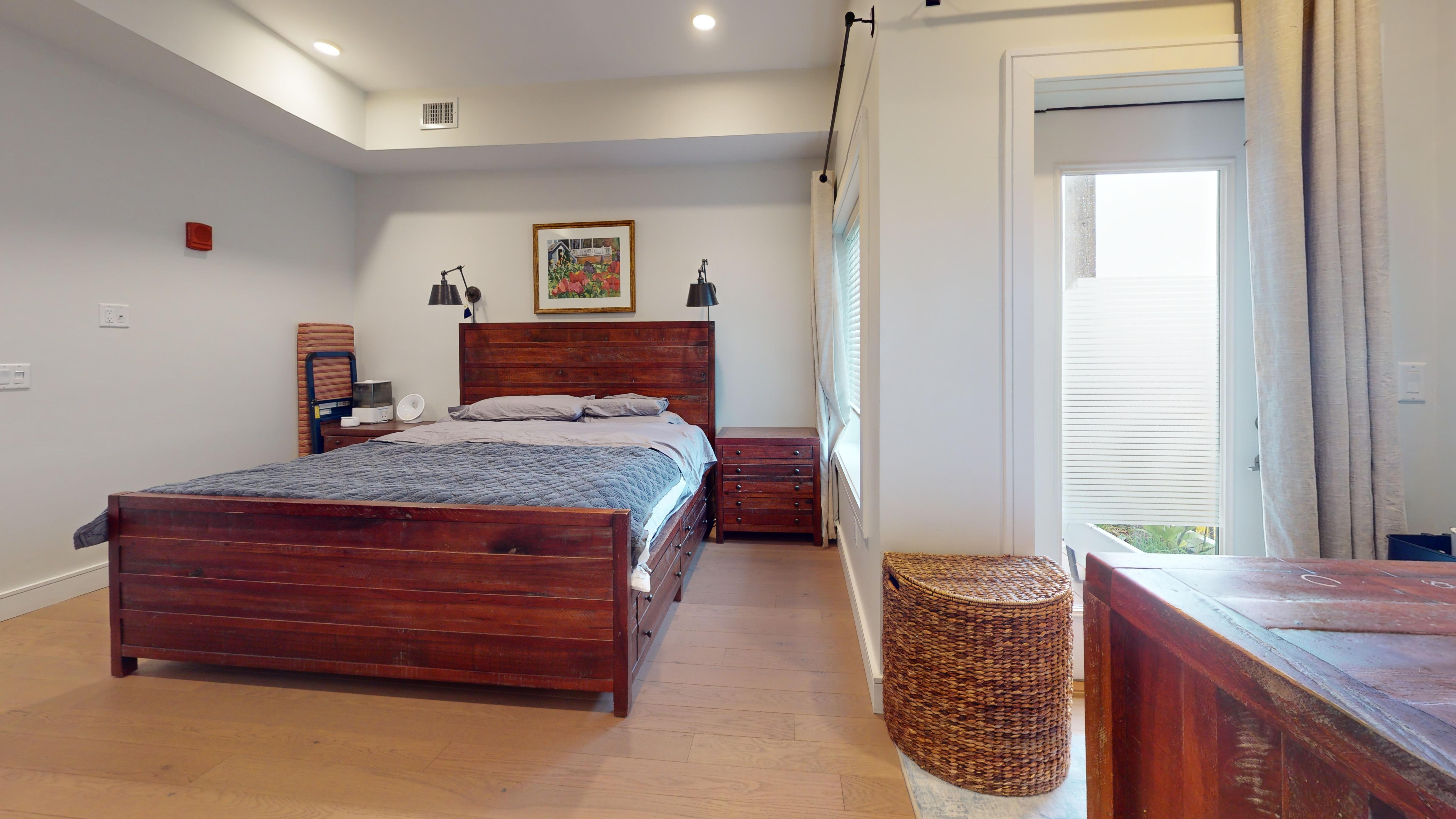 Photos of apartment on Meridian St.,Boston MA 02128