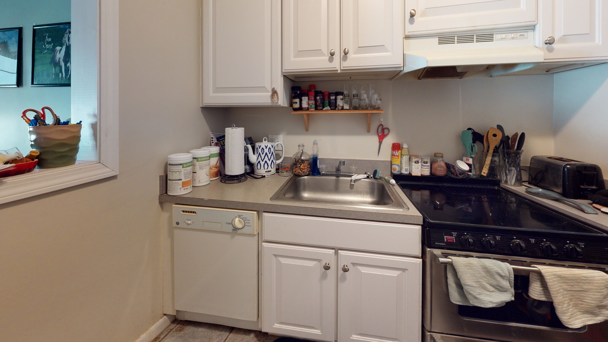 15 University Rd, Washington Square