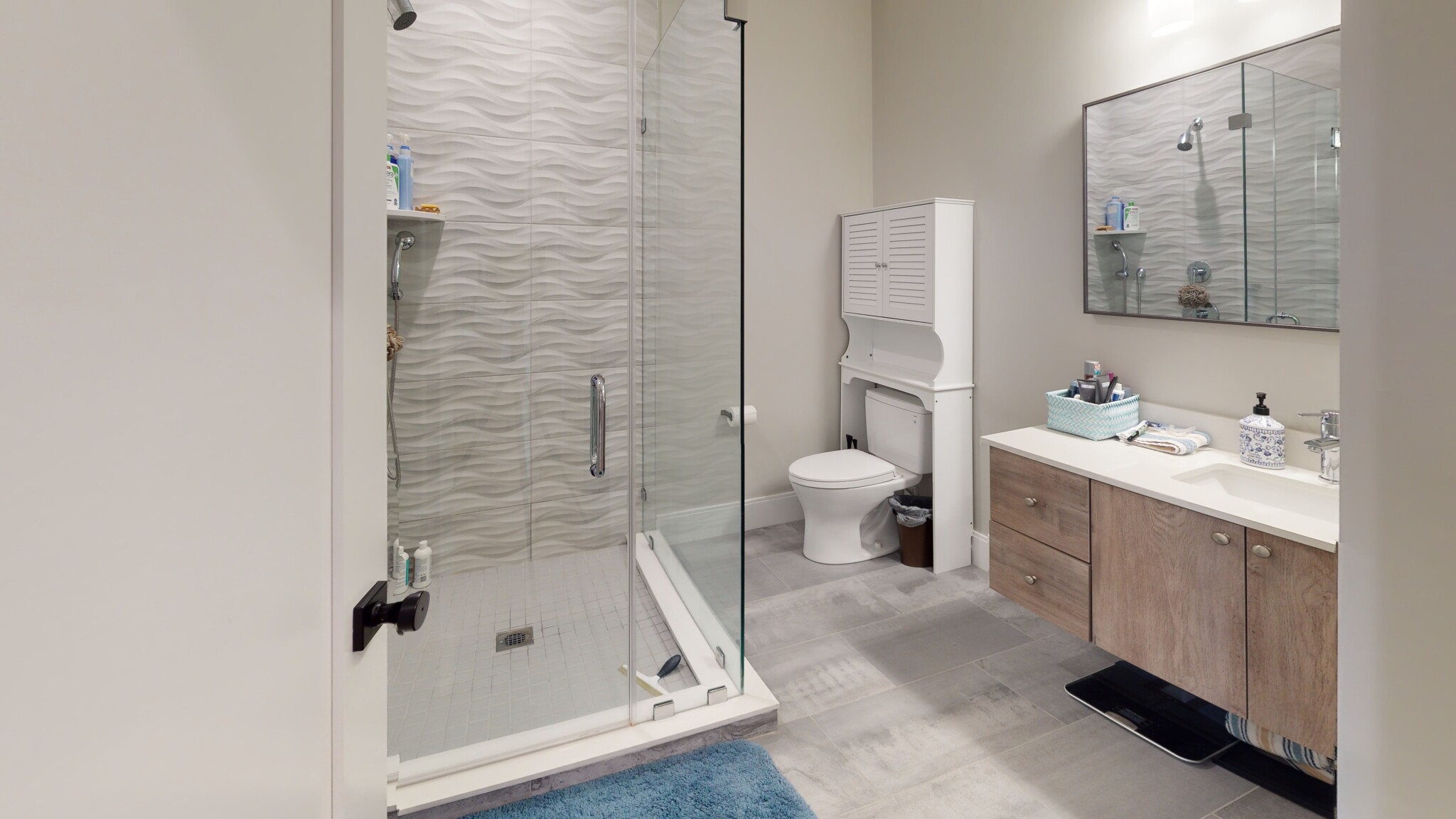 54 R River St, Mattapan