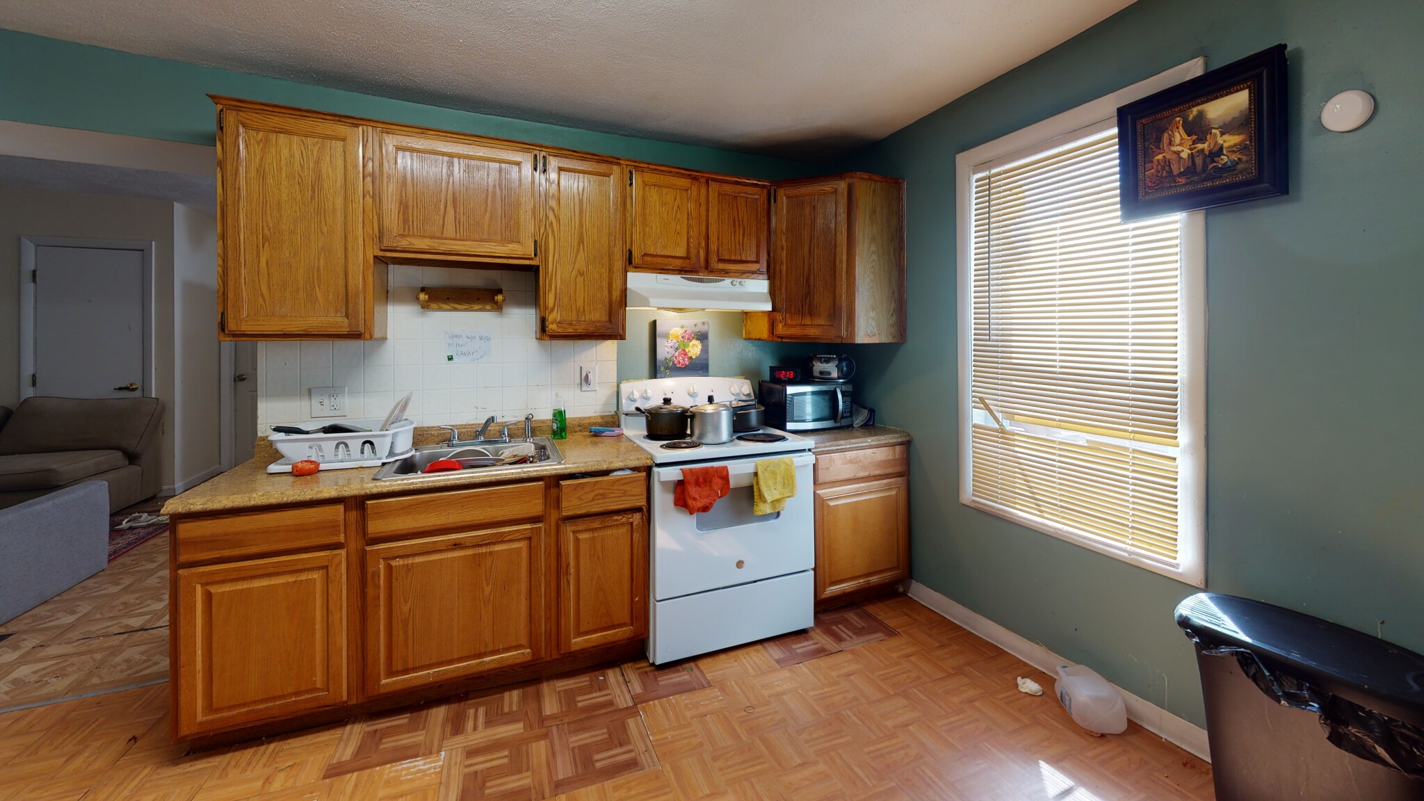 27 Kelley Ct, Allston