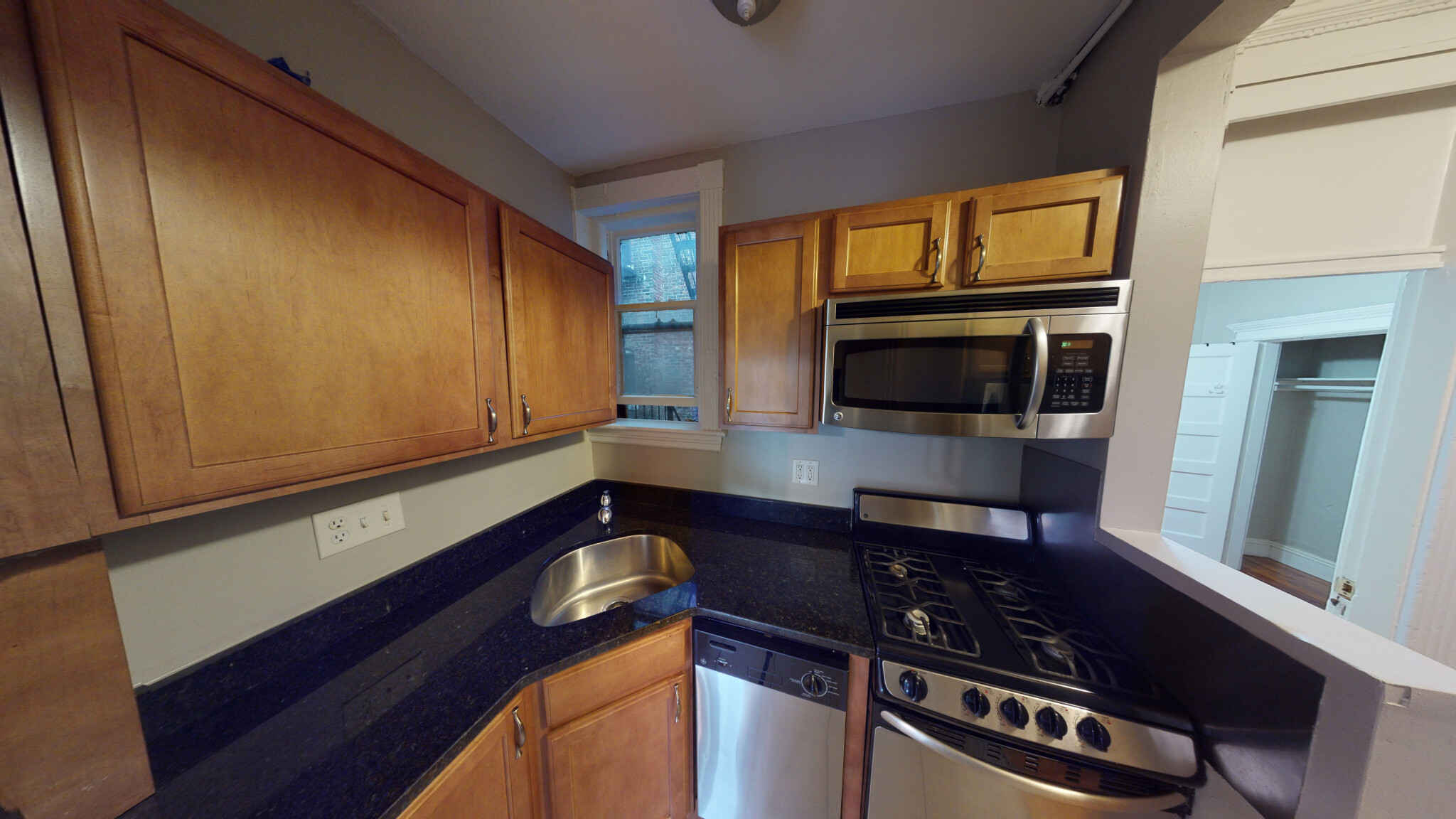 65 Burbank St, Fenway